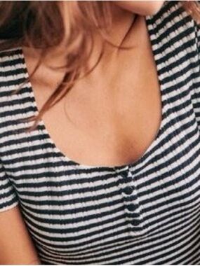 Sezane Milo Ecru Navy Striped top size S